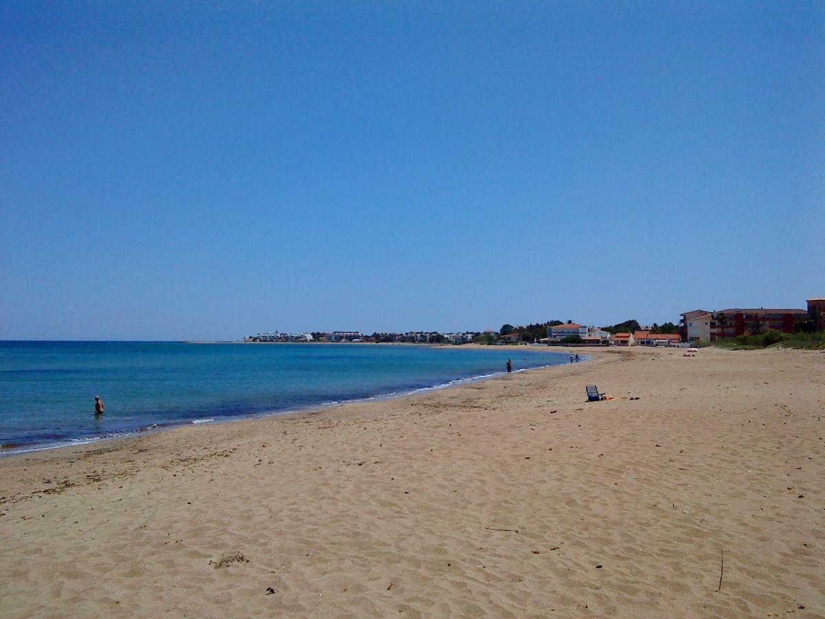 Residencial Cabanas Denia Bagian luar foto